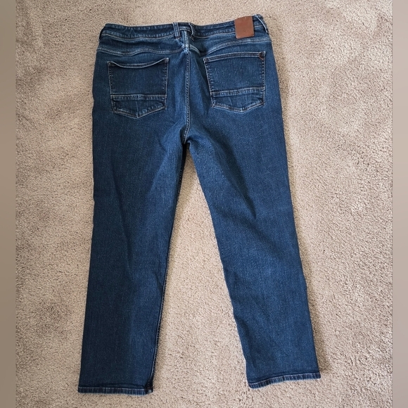 Tommy Bahama Classic Fit Straight Leg Navy Stretch Denim Jeans Size 38×30 - Picture 10 of 15